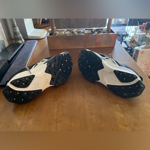 Nike ZoomX Zegama Trail Women’s Size 9 B ~ worn once - Picture 15 of 16